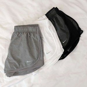 Women's Nike Tempo Running Shorts Bundle - Never Worn